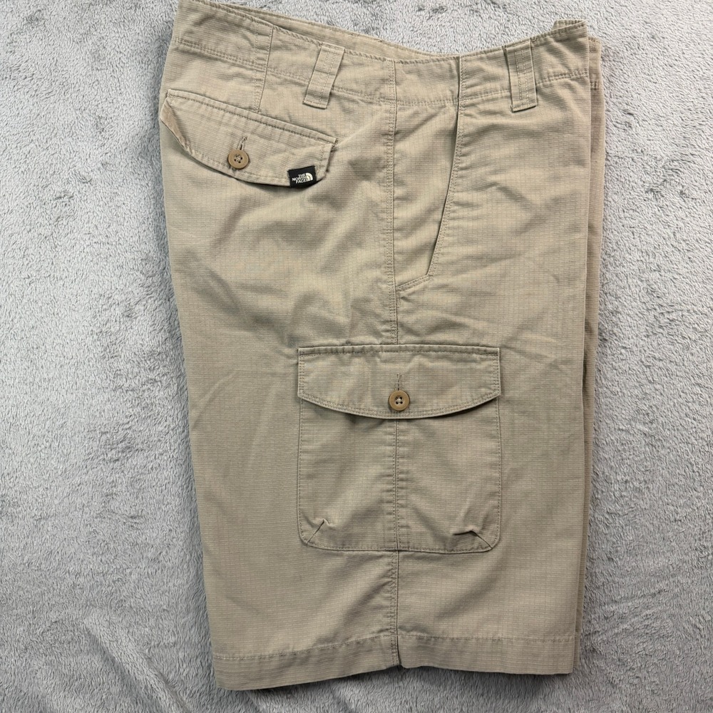 The North Face Rainier Surplus Cargo Shorts Mens 34 Tan Khaki Ripstop UPF 50
